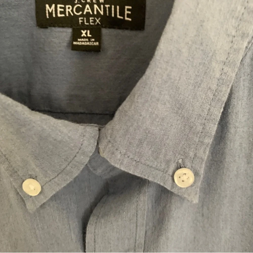 Excellent Preowned Condition Mercantile Long Sleeve Button Down Shirt Size XL.